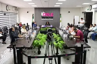 Imagen Histórica jornada electoral en Veracruz: OPLE llama a votar por jueces y magistrados