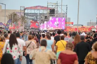 Imagen Cancelan homenaje a Celia Cruz en el Salsa Fest por falta de permisos; festival sigue en pie