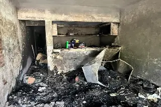 Imagen Fue a la tienda de conveniencia, cuando regresó su casa ardía en llamas en Veracruz