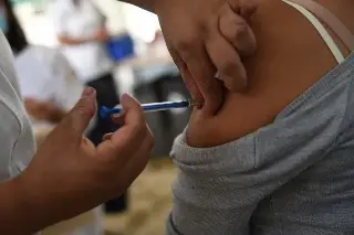 Imagen Alerta Cofepris de falsificación y comercialización ilegal de vacuna contra el VPH 