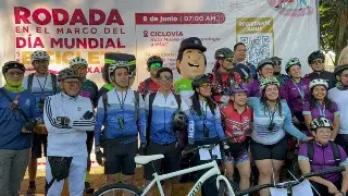 Imagen Más de 600 personas participan en rodada por el Día mundial de la Bicicleta en Xalapa