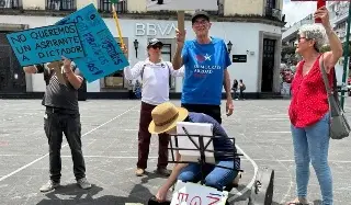 Imagen Norteamericanos que viven en Xalapa salen en defensa de migrantes en EU