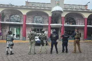 Imagen Atacan con drones explosivos el palacio municipal de Juárez, Michoacán