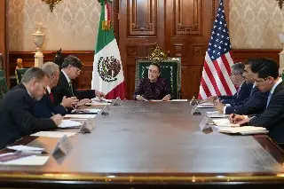 Imagen Nos reunimos con Christopher Landau para tratar temas de la relación México-EU: Sheinbaum