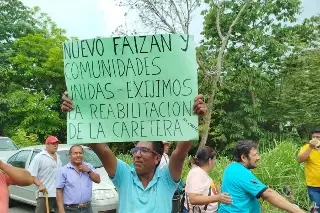 Imagen Liberan carretera de Veracruz con la promesa de que será rehabilitada en su totalidad