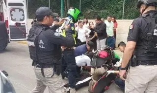 Imagen Presunta camioneta de la SSP atropella a estudiante en Xalapa, Veracruz