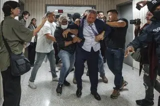 Imagen ICE detuvo a candidato a alcalde de Nueva York, mientras defendía migrantes