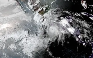 Imagen Huracán 'Erick' aumenta a categoría 3 y se acerca a las costas del Pacífico
