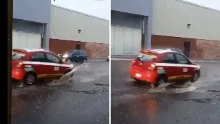 Imagen Profundo bache pone en riesgo a automovilistas en Las Brisas, al norte de la ciudad de Veracruz