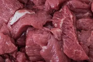 Imagen ¿Cuántos litros de agua requieren para producir un kilo de carne de res?