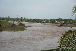 Imagen Menor de un año, la primera víctima en Guerrero tras paso del huracán Erick (+Video)