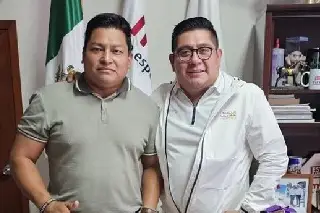 Imagen Alcalde electo independiente  de Zaragoza se une a Morena; 