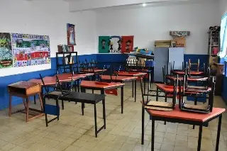 Imagen Anuncian desaparición de UCICAMM; ahora antigüedad determinará los cambios de centro escolar