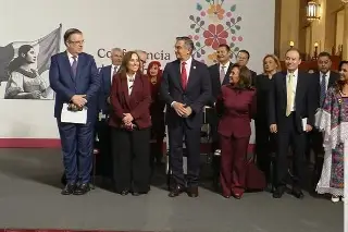 Imagen Rocío Nahle asiste a mañanera de Claudia Sheinbaum 