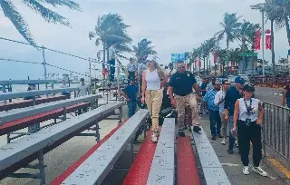 Imagen Este jueves concluye revisión de gradas y están listos para arranque del Carnaval de Veracruz 