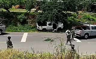 Imagen Emboscan y asesinan a cuatro escoltas de alcalde en Guerrero