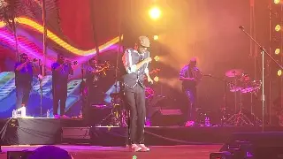 Imagen En primer masivo del Carnaval de Veracruz 2025, Juan Luis Guerra hizo burbujas de amor por donde quiera