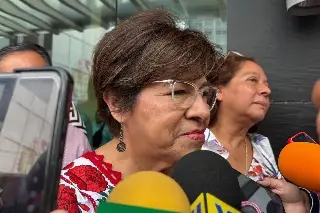 Imagen Rosa María felicitó a la alcaldesa de Veracruz por no dejar a personas basificadas 