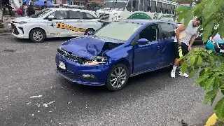 Imagen Choque múltiple en la avenida Ejército Mexicano 