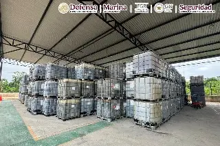 Decomisan tanques con casi 900 mil litros de huachicol en Tabasco