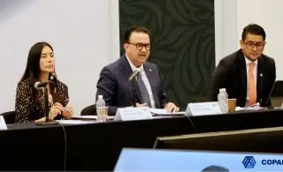 Imagen Pide Coparmex que reducción de jornada laboral sea escalonada 