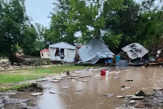 Suman 25 muertos por inundaciones en Texas 