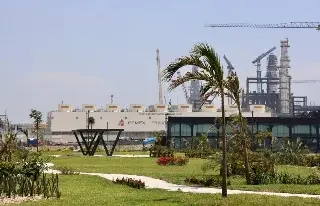 Imagen Pemex admite paro en Dos Bocas por crudo de mala calidad 