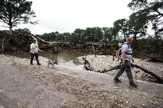 Imagen Suman 32 muertos por inundaciones en Texas