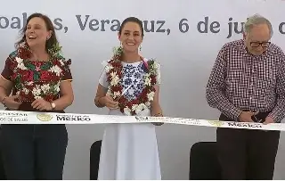 Imagen Es una deuda histórica para el sur: Sheinbaum inaugura Hospital Materno Infantil en Coatzacoalcos