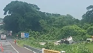 Imagen Cierre total por accidente en autopista de Veracruz