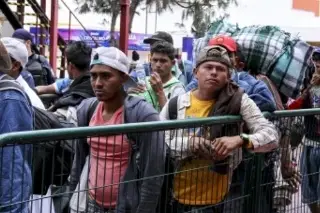 EU bloquea a migrantes acceso a programas de desarrollo y educación