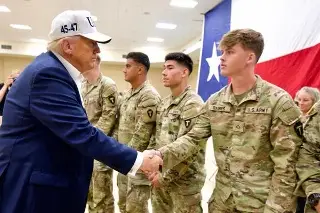 Trump visita Texas tras las devastadoras inundaciones: 'Nunca había visto algo así'