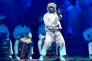 Bad Bunny arranca su gira mundial en Puerto Rico; critica al colonialismo 