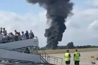 Imagen Se estrella avión tras despegar del aeropuerto de Southend en Londres