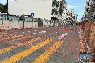 Cierran otro tramo de la Av. Independencia en el centro de Veracruz