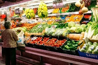 Se 'frena' inflación en Argentina durante junio, precios quedaron por debajo del pronóstico