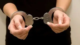 Detienen a maestra acusada de tráfico sexual de menores en Puerto Rico
