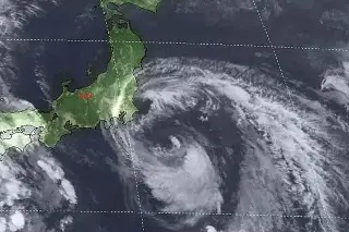 Imagen Tormenta tropical Nari toca tierra en Japón con fuertes lluvias