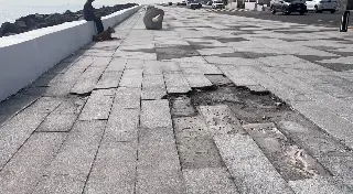 Imagen Reportan nuevo socavón en bulevar Ávila Camacho de Boca del Río