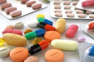 Imagen Niña que padece SIDA lleva 2 meses sin tratamiento por falta de medicamentos en Veracruz