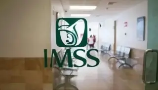 Imagen Realizan reparación de tubería dañada al interior de Hospital del IMSS de Veracruz 
