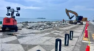 Imagen Inician trabajos de reparación del socavón en el bulevar Manuel Ávila Camacho de Boca del Río