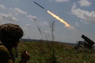 Imagen Medvédev amenaza con más ataques rusos contra Kiev