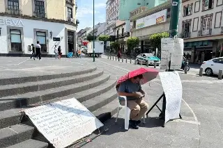Imagen Ricardo regresa a Plaza Lerdo, niega acuerdo político y dice temer por su vida