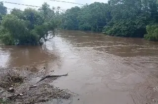 Imagen En estas vacaciones no recomiendan nadar en los ríos de Medellín, Veracruz 
