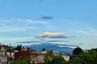 Imagen Cofre de Perote amanece con nubes  lenticulares ¿Qué son?