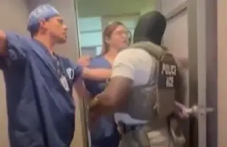 Imagen Acusan a dos trabajadores de la salud por interferir en arresto migratorio en California