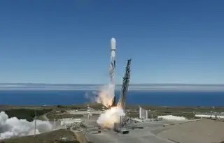 Imagen Astronautas de Crew-11 llegan al Centro Espacial Kennedy de la NASA a 5 días del despegue