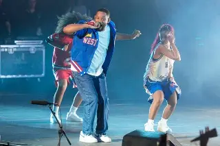 Imagen Will Smith muestra su Oscar al público en Marbella: 'no estaba seguro de hacerlo', dijo 