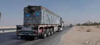 Imagen Entran 35 camiones de la ONU con comida a la franja de Gaza, tras ser retenidos por Israel